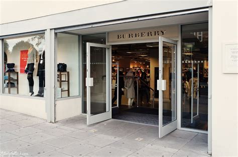 Burberry outlet store near me